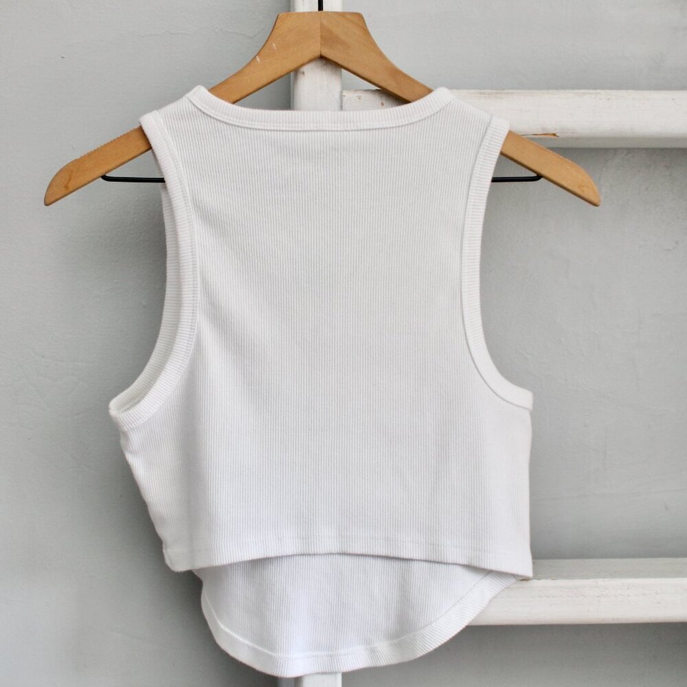 Aerie White Green St. Paddys Day New Day Curved Hem Cropped Tank Top Size Large - Picture 4 of 9